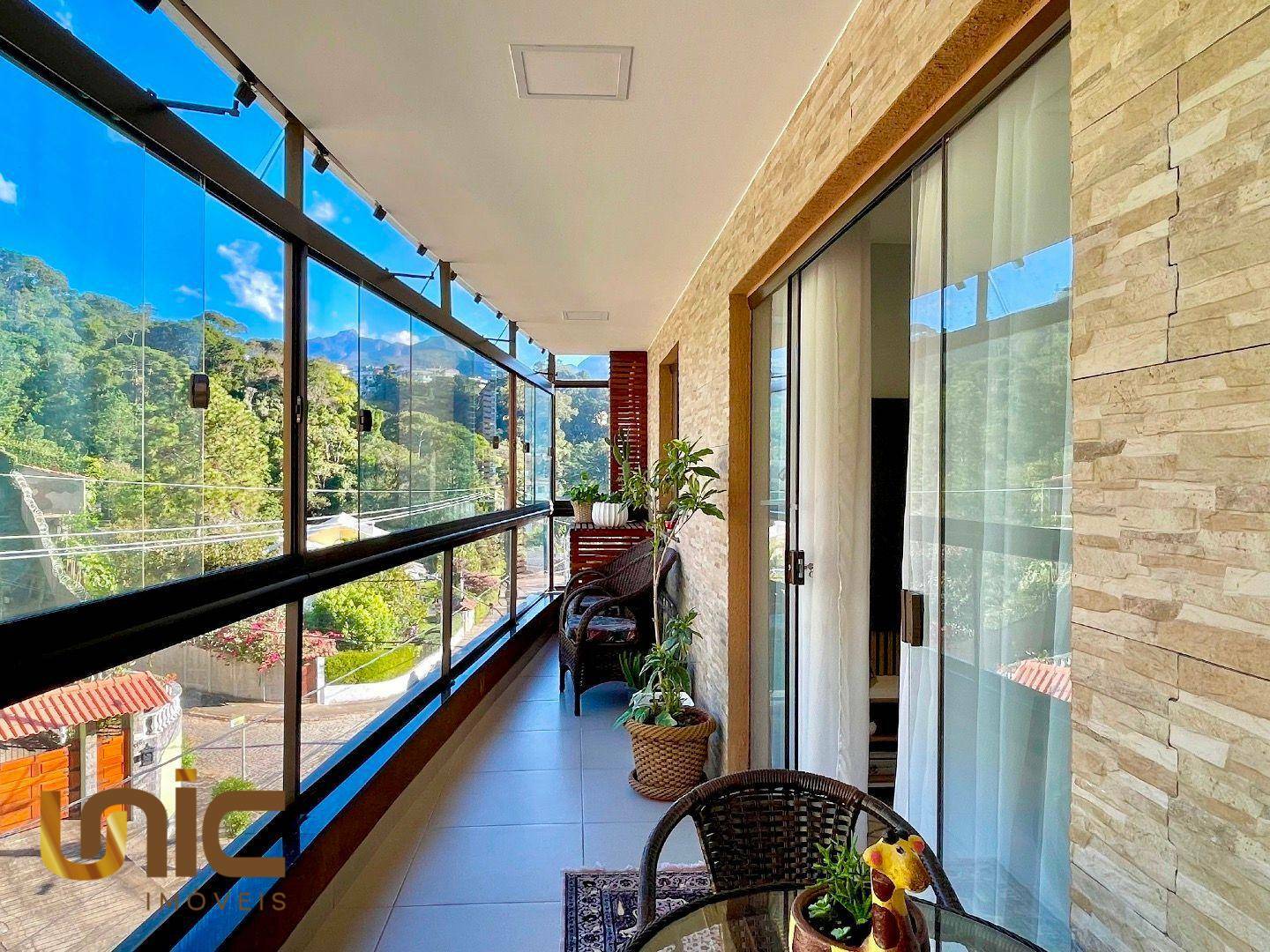 Apartamento à venda com 2 quartos, 79m² - Foto 2