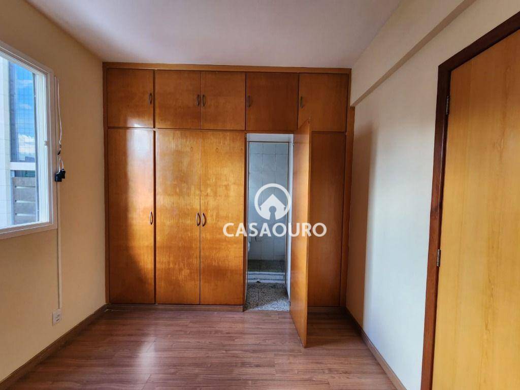 Apartamento à venda com 2 quartos, 72m² - Foto 10