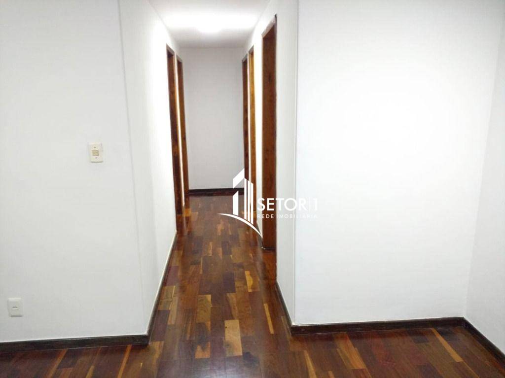Apartamento para alugar com 3 quartos, 110m² - Foto 16