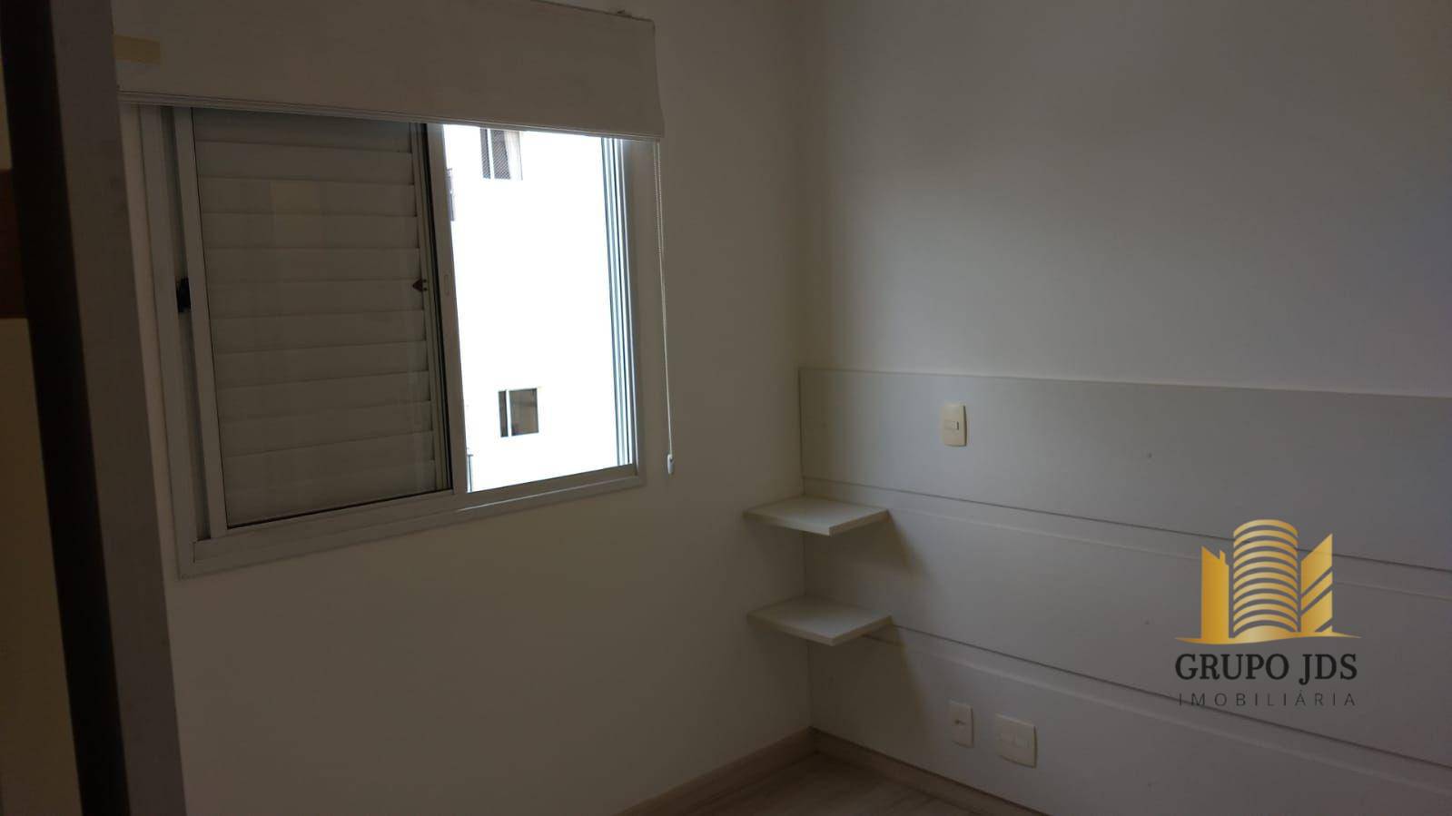 Apartamento à venda com 2 quartos, 85m² - Foto 11