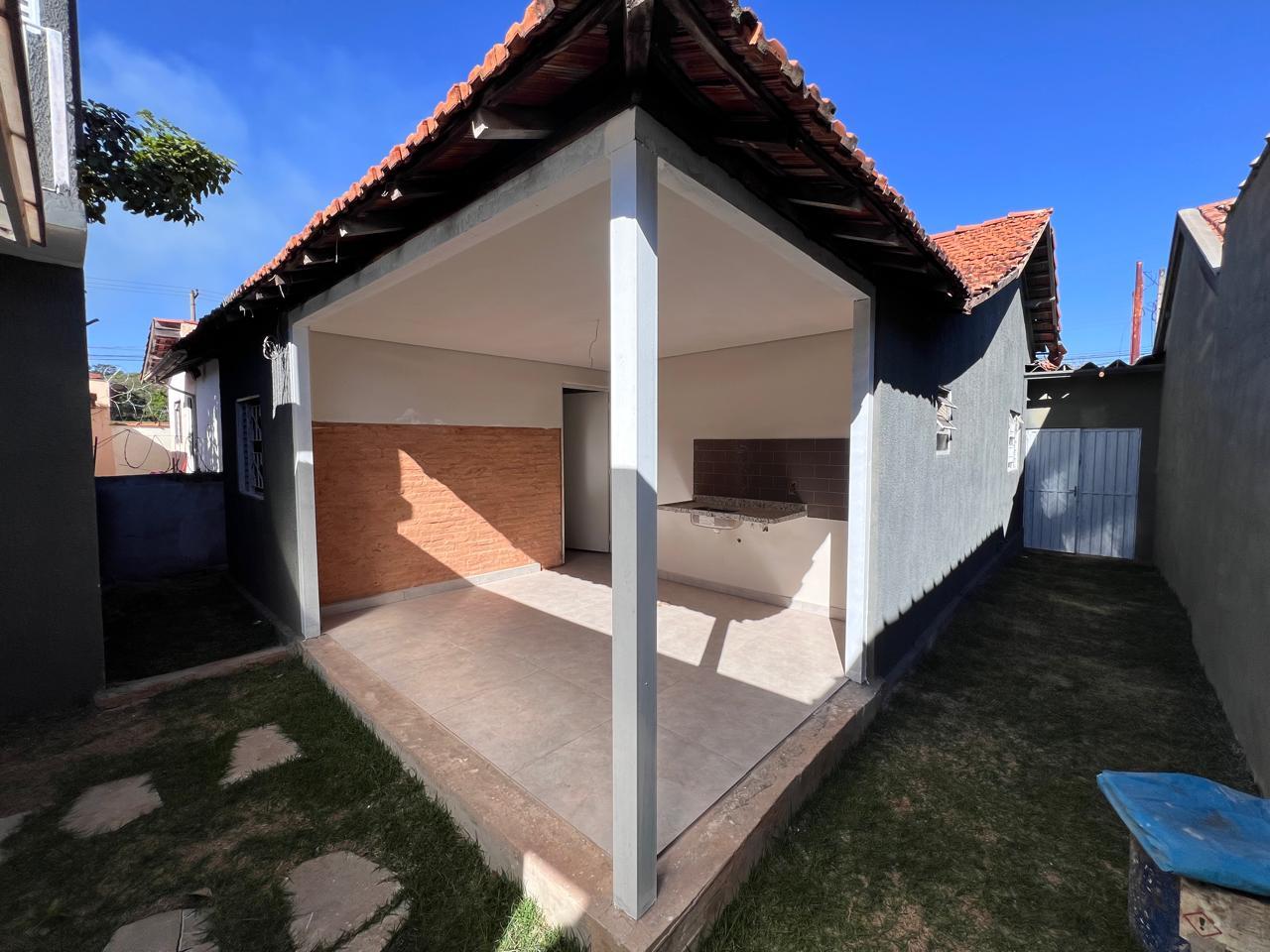 Casa à venda com 4 quartos, 166m² - Foto 3