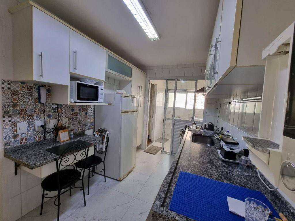 Apartamento para alugar com 3 quartos, 94m² - Foto 9