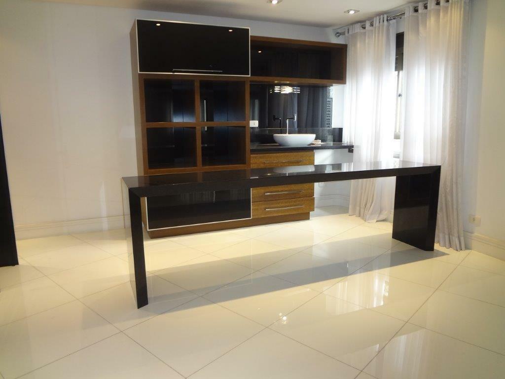 Apartamento para alugar com 3 quartos, 306m² - Foto 4