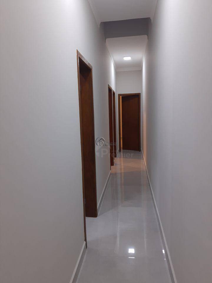 Casa à venda com 3 quartos, 101m² - Foto 14