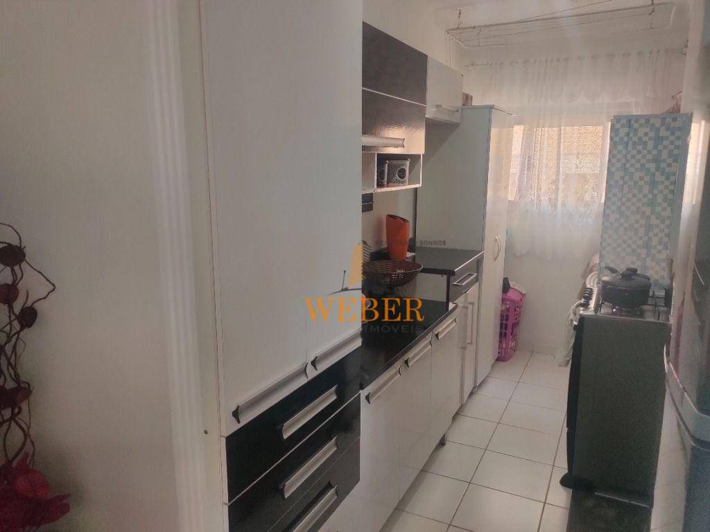 Apartamento à venda com 2 quartos, 47m² - Foto 3