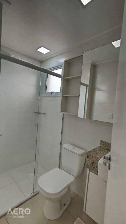 Apartamento para alugar com 1 quarto, 38m² - Foto 9