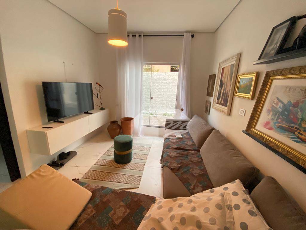 Casa à venda com 2 quartos, 65m² - Foto 6