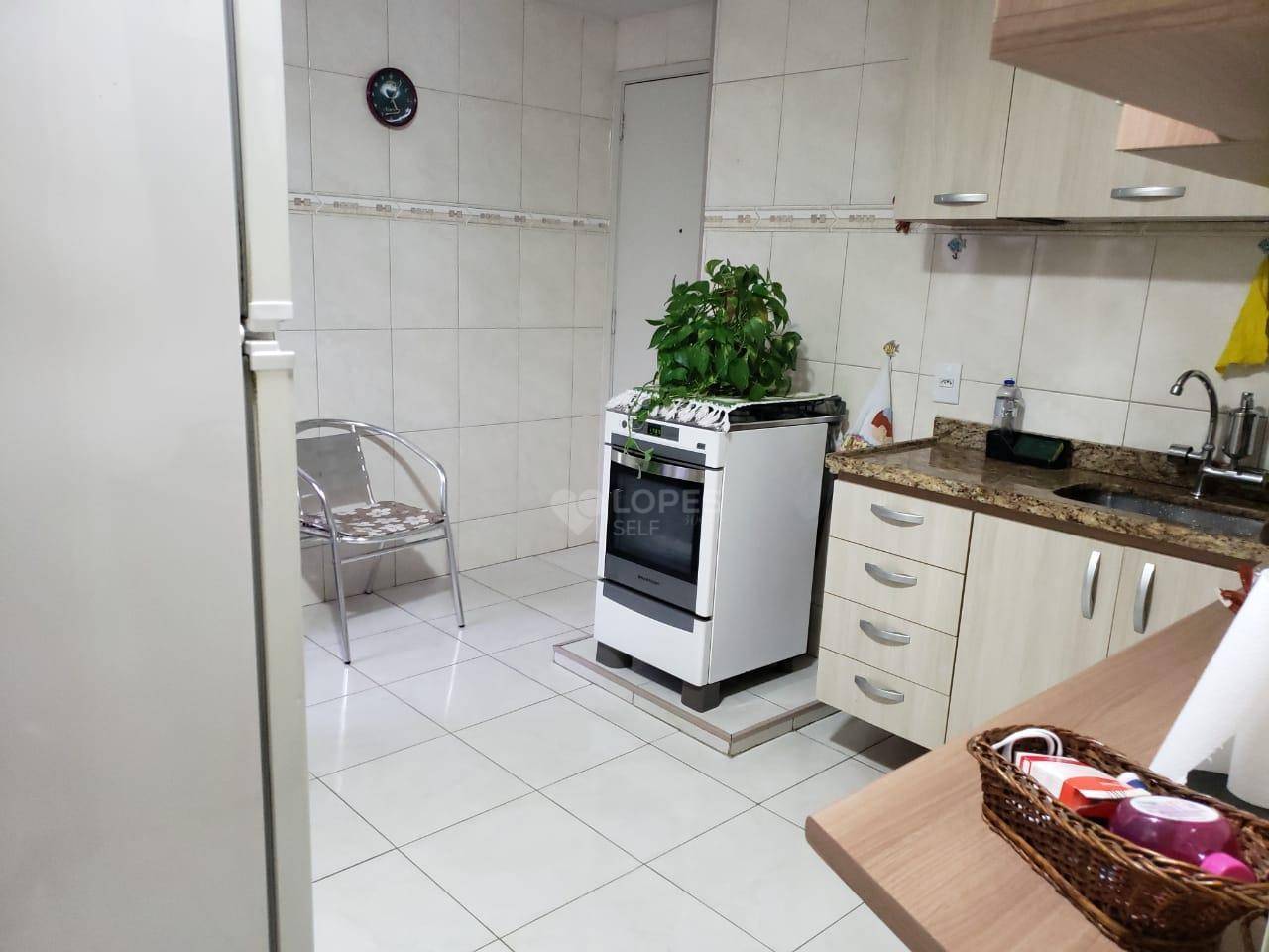 Apartamento à venda com 2 quartos, 71m² - Foto 8