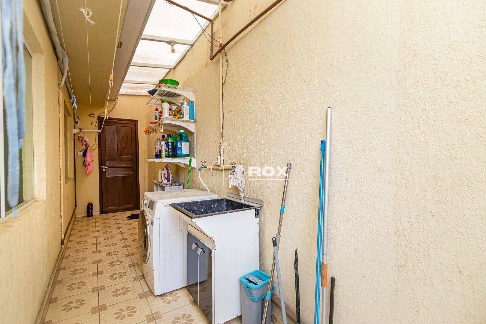 Casa à venda com 4 quartos, 161m² - Foto 19