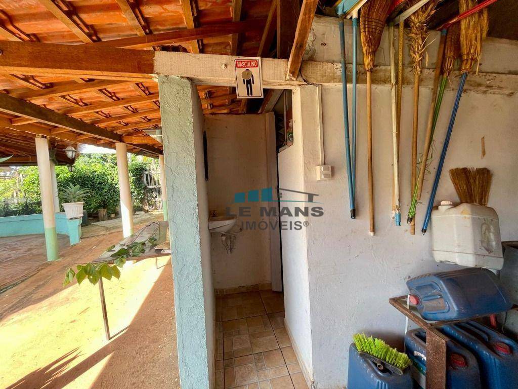 Chácara à venda com 3 quartos, 196m² - Foto 31