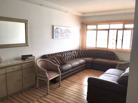 Apartamento à venda com 2 quartos, 78m² - Foto 3