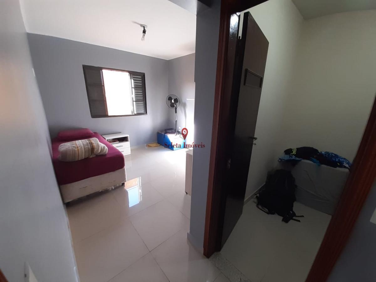 Casa à venda com 3 quartos, 530m² - Foto 20