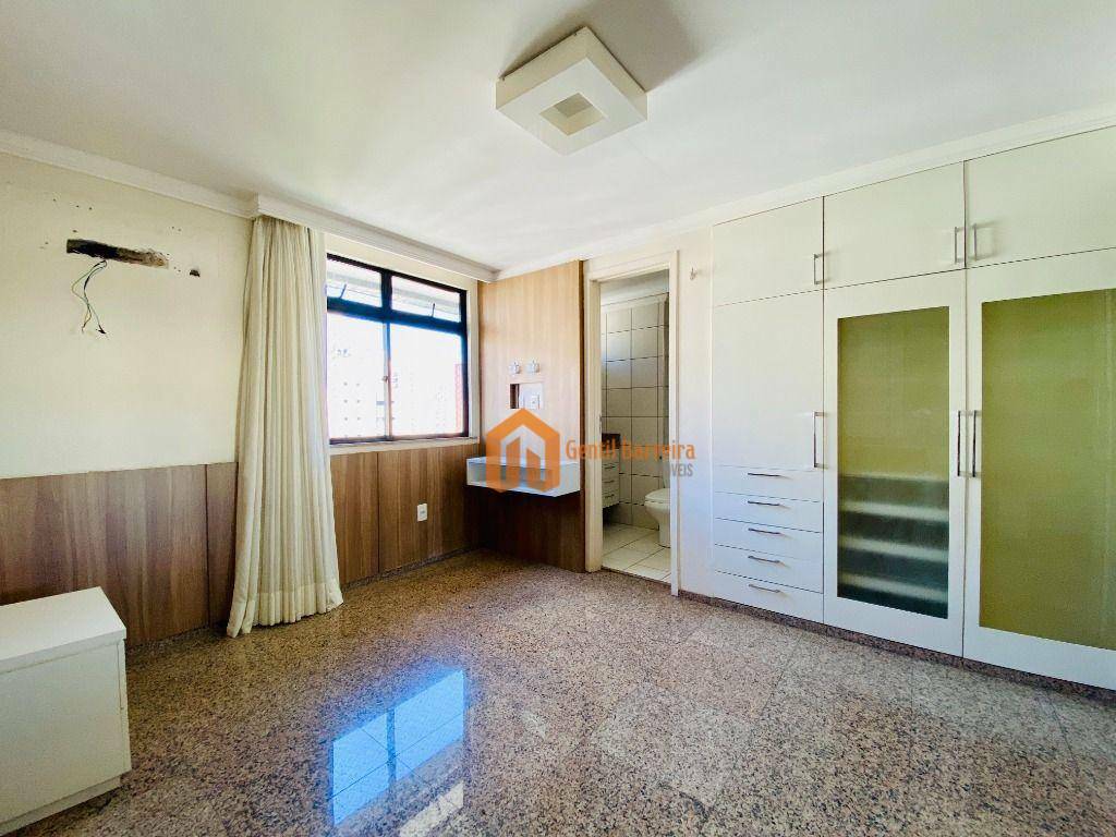 Apartamento à venda com 3 quartos, 165m² - Foto 35