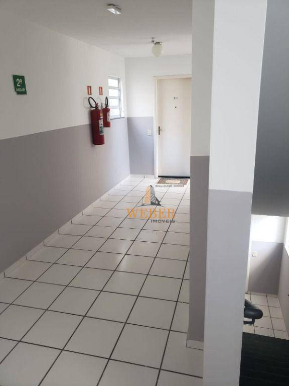 Apartamento à venda com 2 quartos, 52m² - Foto 7