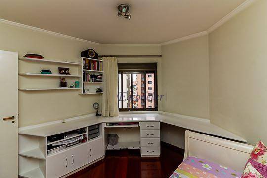 Apartamento à venda com 3 quartos, 147m² - Foto 24