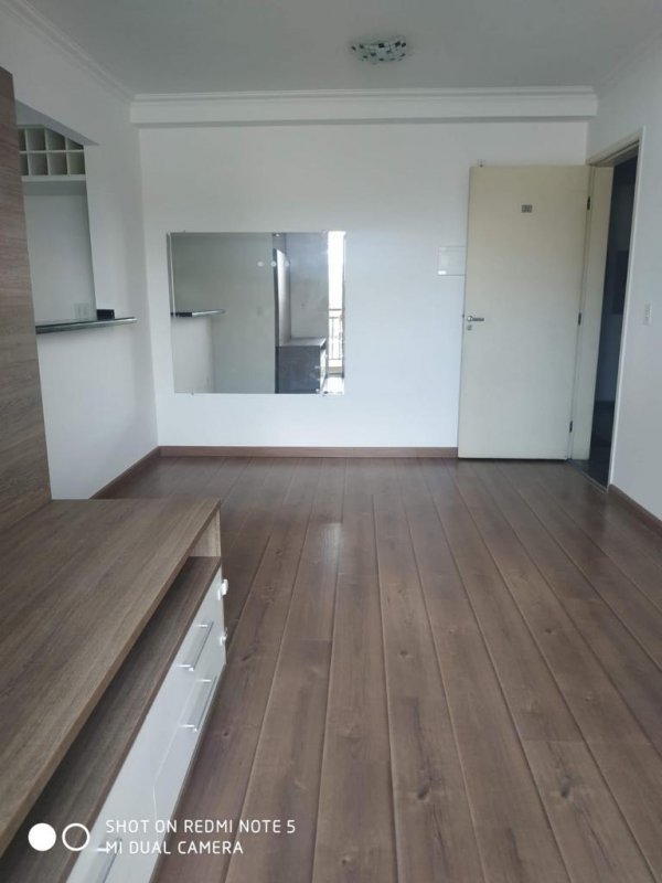 Apartamento à venda com 2 quartos, 52m² - Foto 10