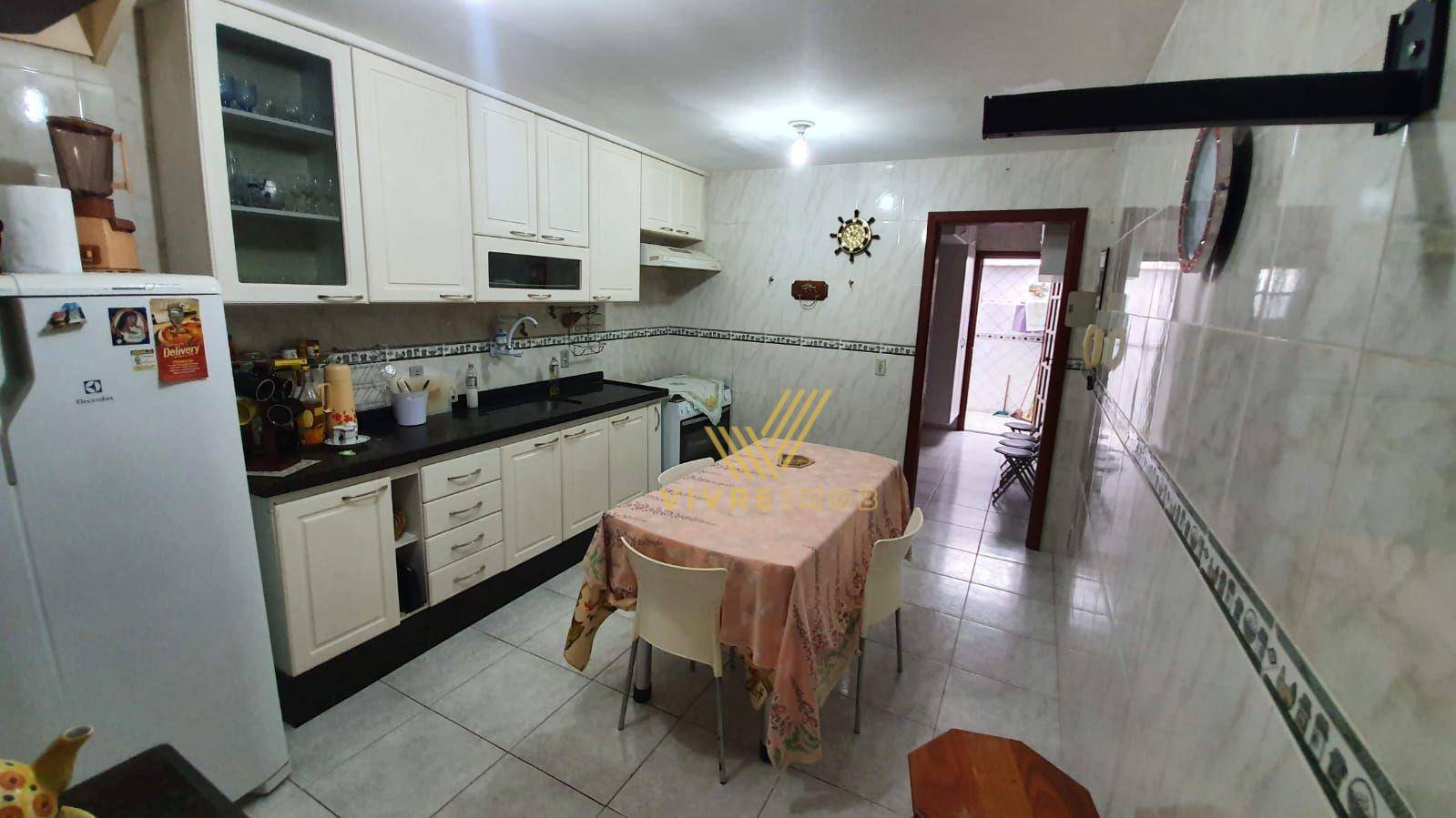 Casa de Condomínio à venda com 3 quartos, 120m² - Foto 4