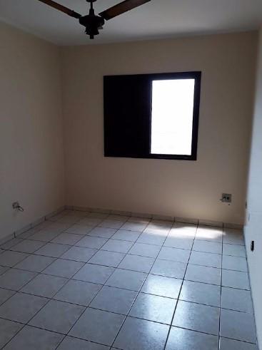 Apartamento para alugar com 2 quartos, 85m² - Foto 7