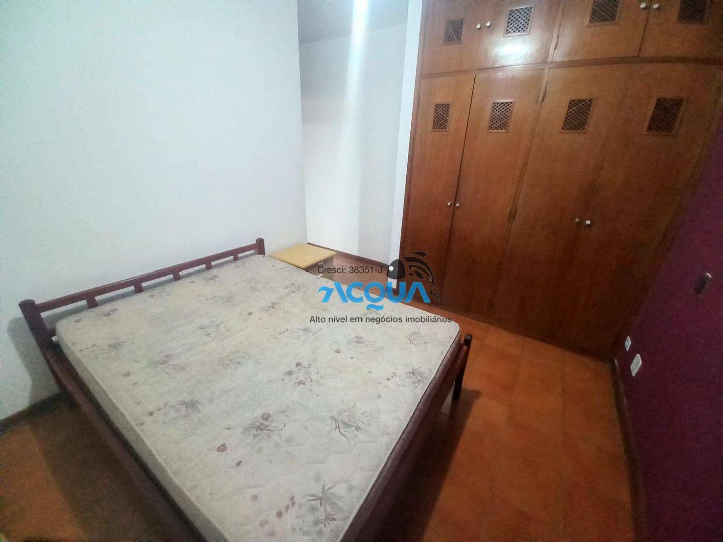 Apartamento à venda com 3 quartos, 135m² - Foto 4