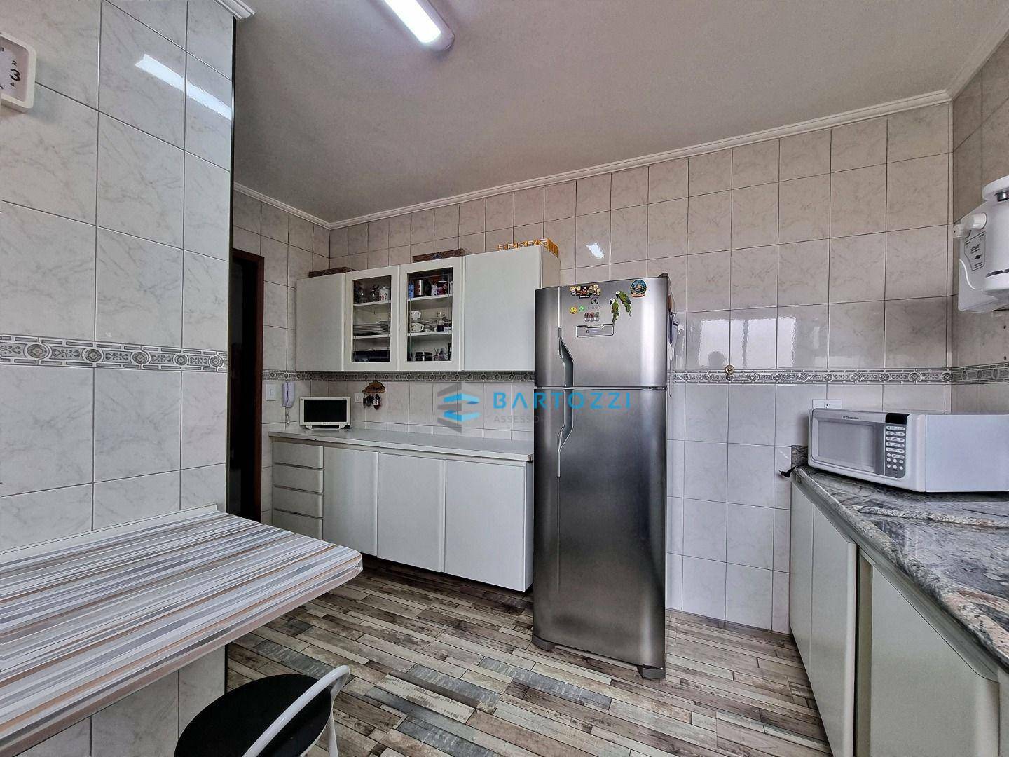 Apartamento à venda com 3 quartos, 118m² - Foto 18