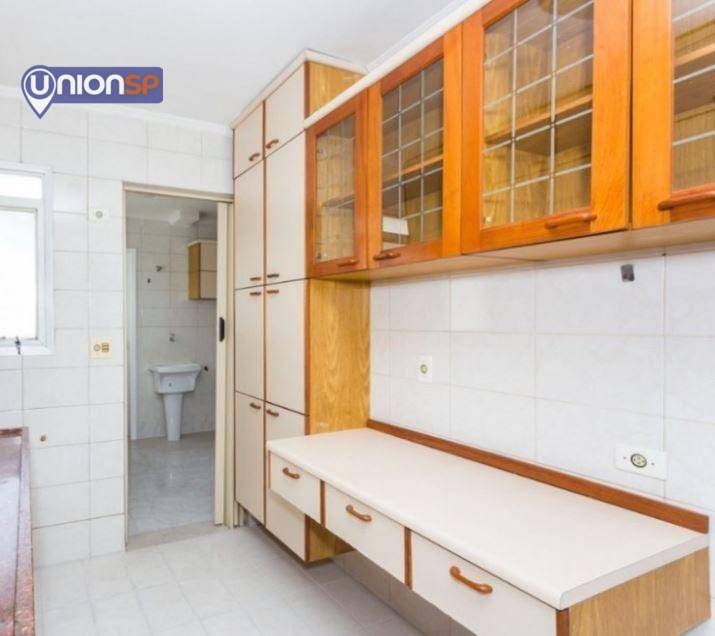 Apartamento à venda com 2 quartos, 72m² - Foto 9