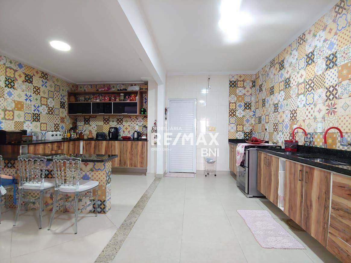 Sobrado à venda com 3 quartos, 183m² - Foto 11