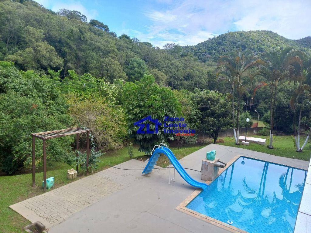 Chácara à venda com 4 quartos, 300m² - Foto 33