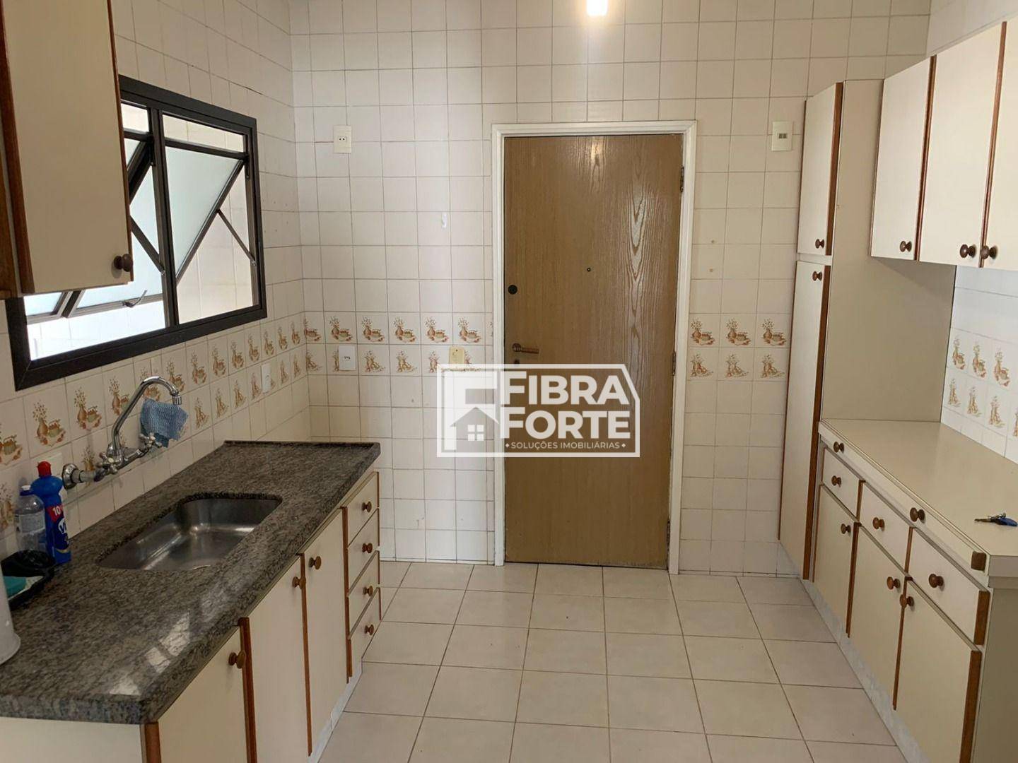 Apartamento à venda com 3 quartos, 118m² - Foto 12