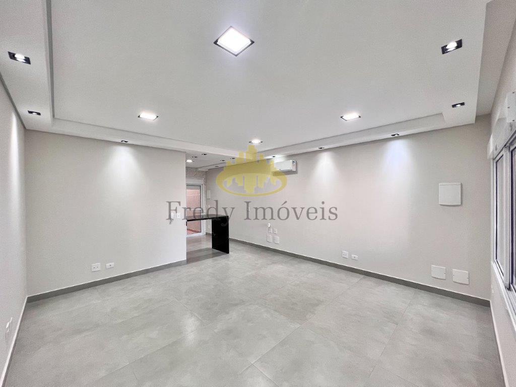 Casa à venda com 3 quartos, 170m² - Foto 4