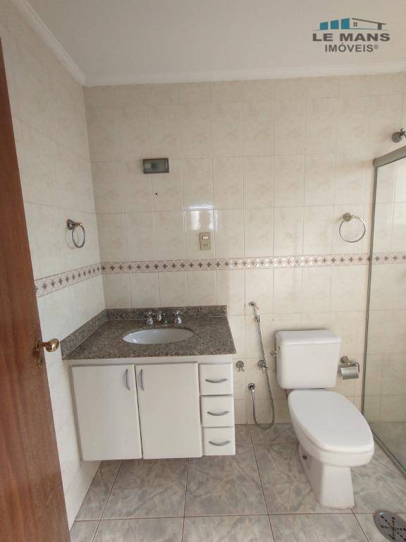 Apartamento à venda com 3 quartos, 115m² - Foto 25