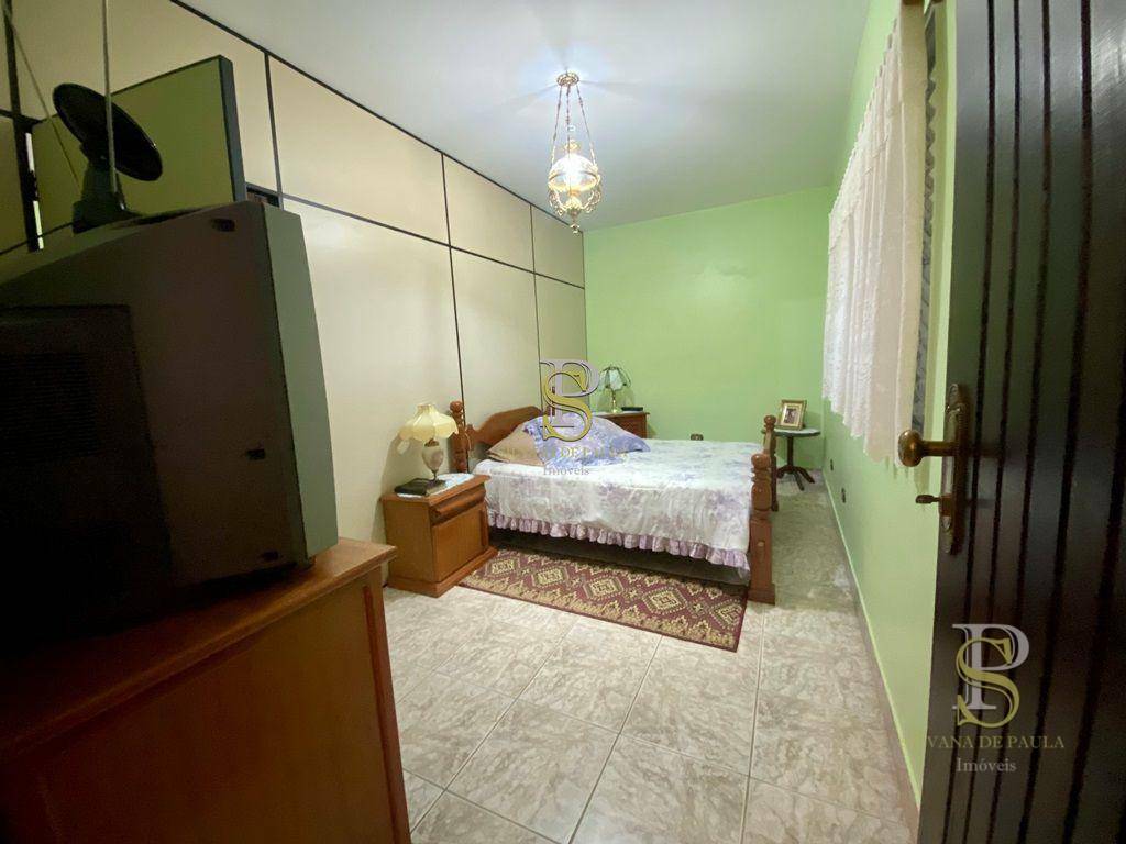 Chácara à venda com 3 quartos, 328m² - Foto 22