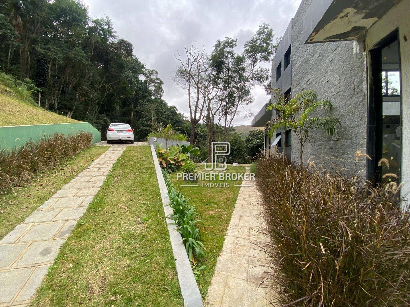 Casa de Condomínio à venda com 4 quartos, 550m² - Foto 45