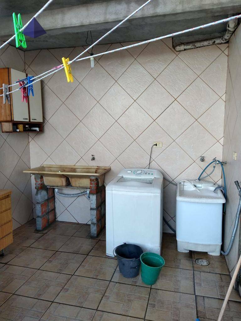 Sobrado à venda com 2 quartos, 211m² - Foto 17