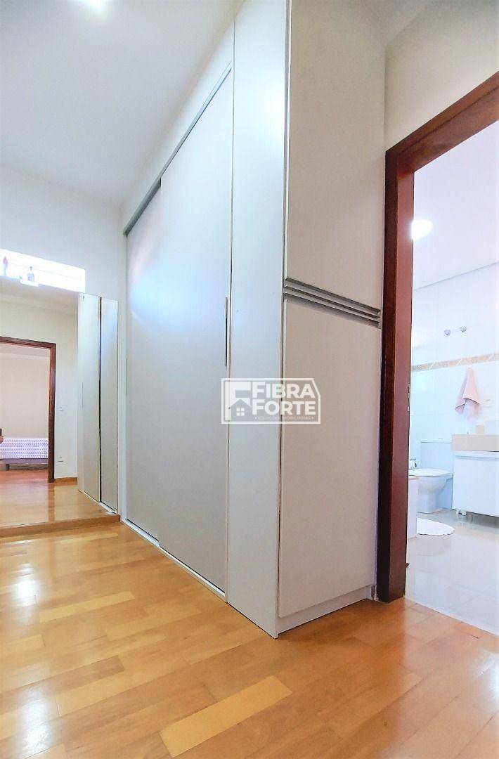 Casa de Condomínio à venda com 3 quartos, 218m² - Foto 26