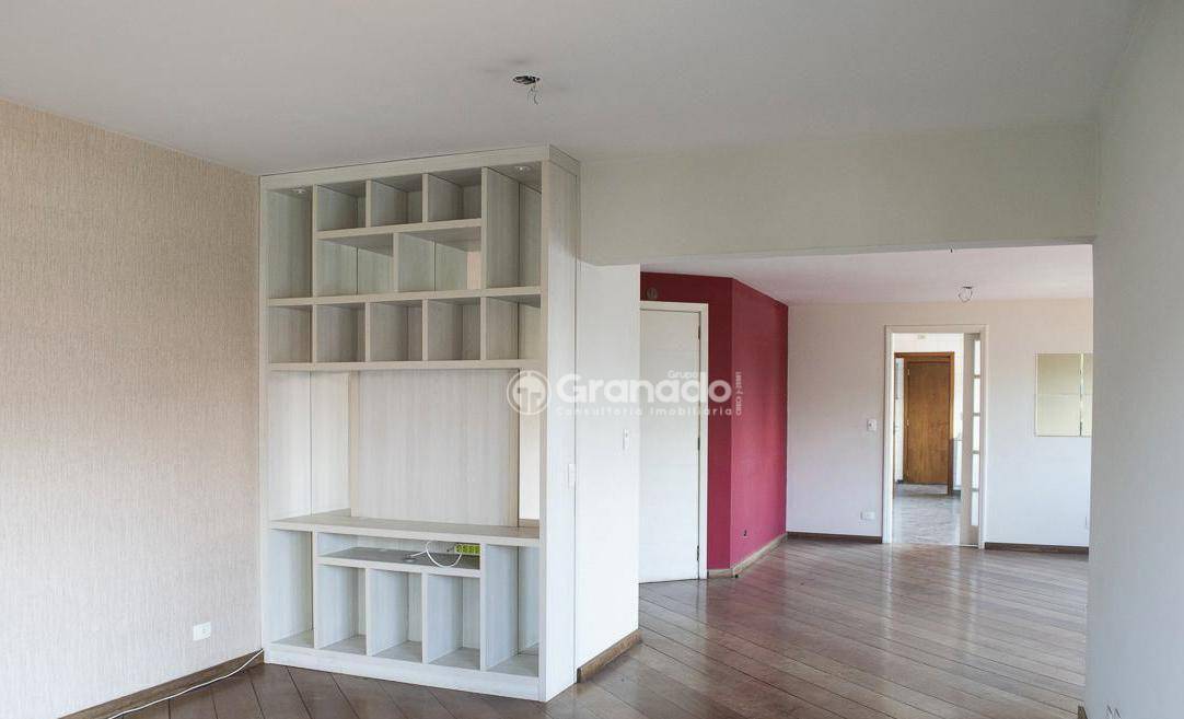 Apartamento à venda com 4 quartos, 190m² - Foto 4