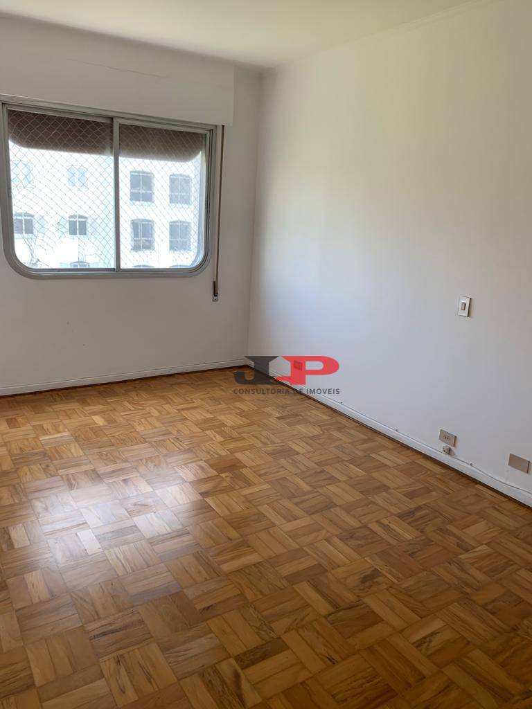 Apartamento para alugar com 3 quartos, 123m² - Foto 18