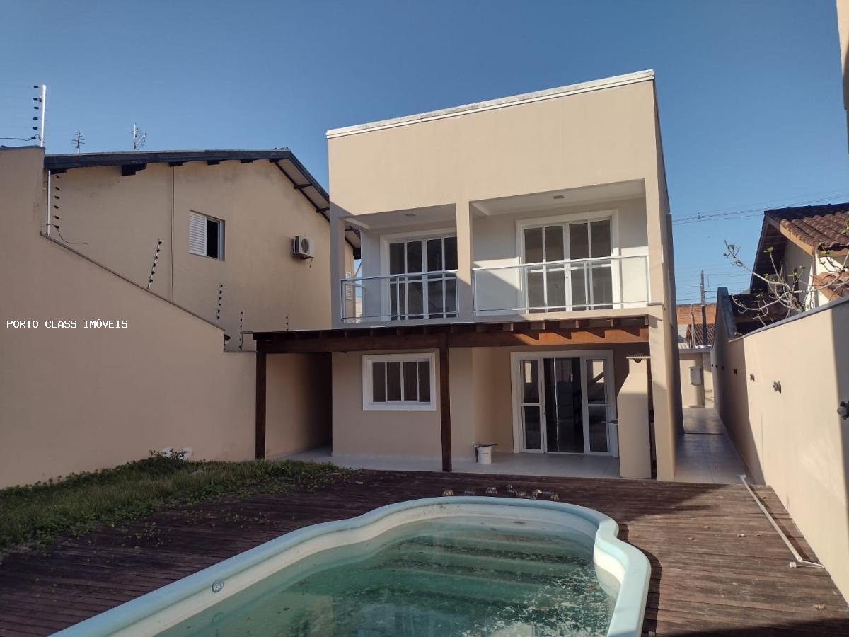 Sobrado à venda com 3 quartos, 300m² - Foto 1