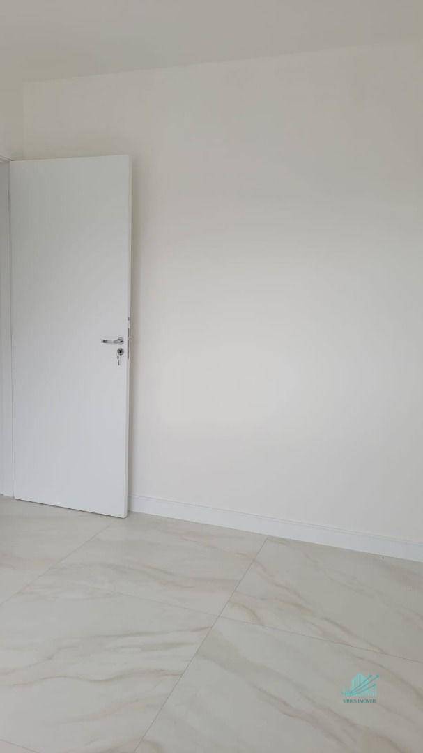 Apartamento para alugar com 2 quartos, 62m² - Foto 7