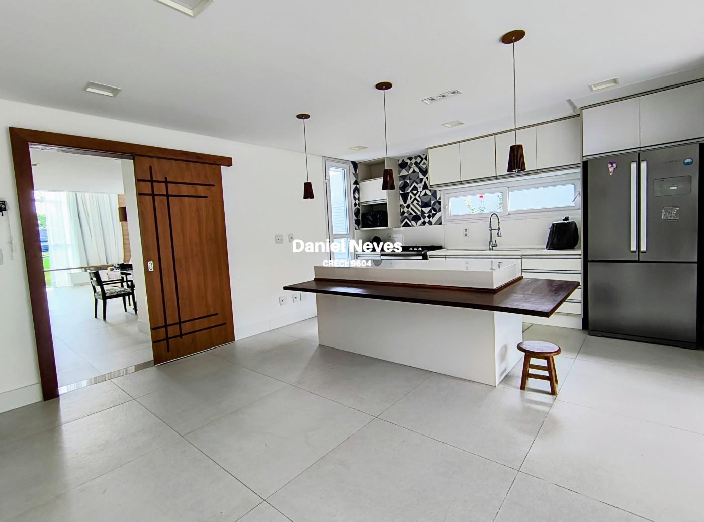 Casa de Condomínio à venda com 4 quartos, 297m² - Foto 13