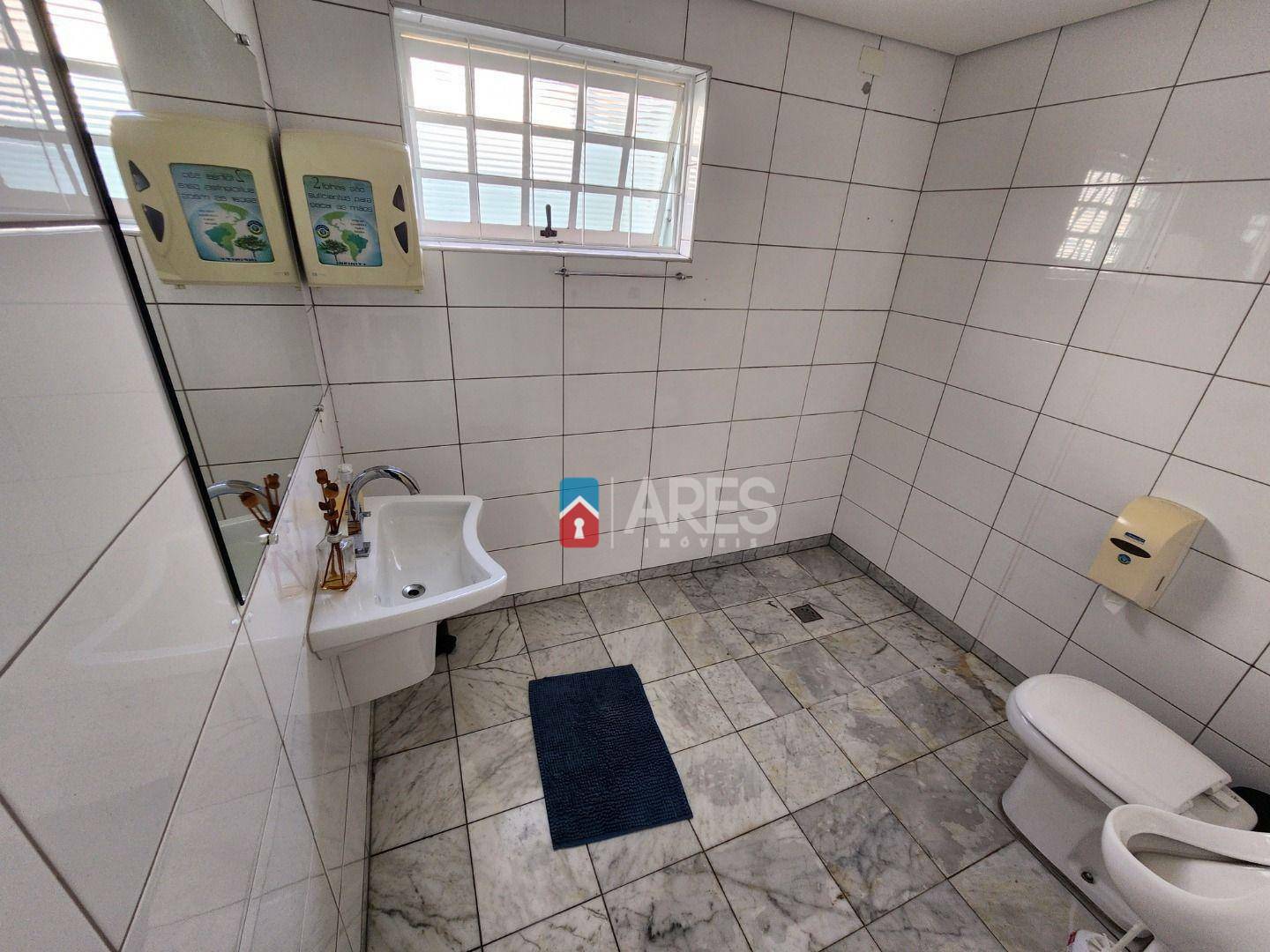 Casa à venda com 3 quartos, 203m² - Foto 20