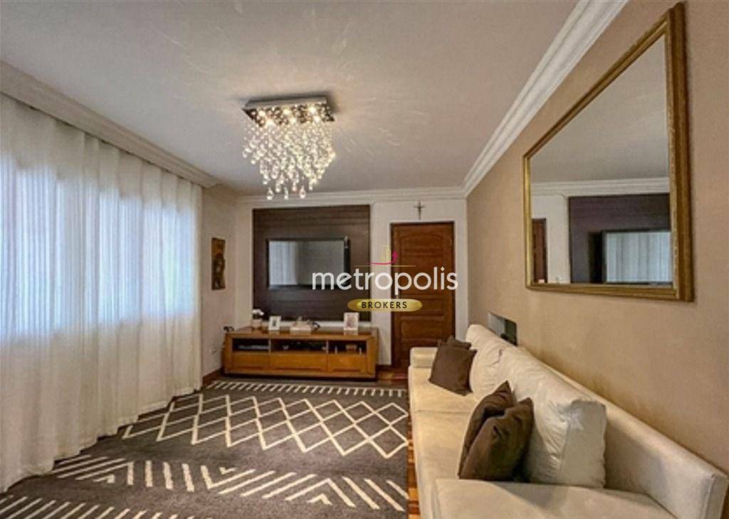 Casa à venda com 4 quartos, 240m² - Foto 1