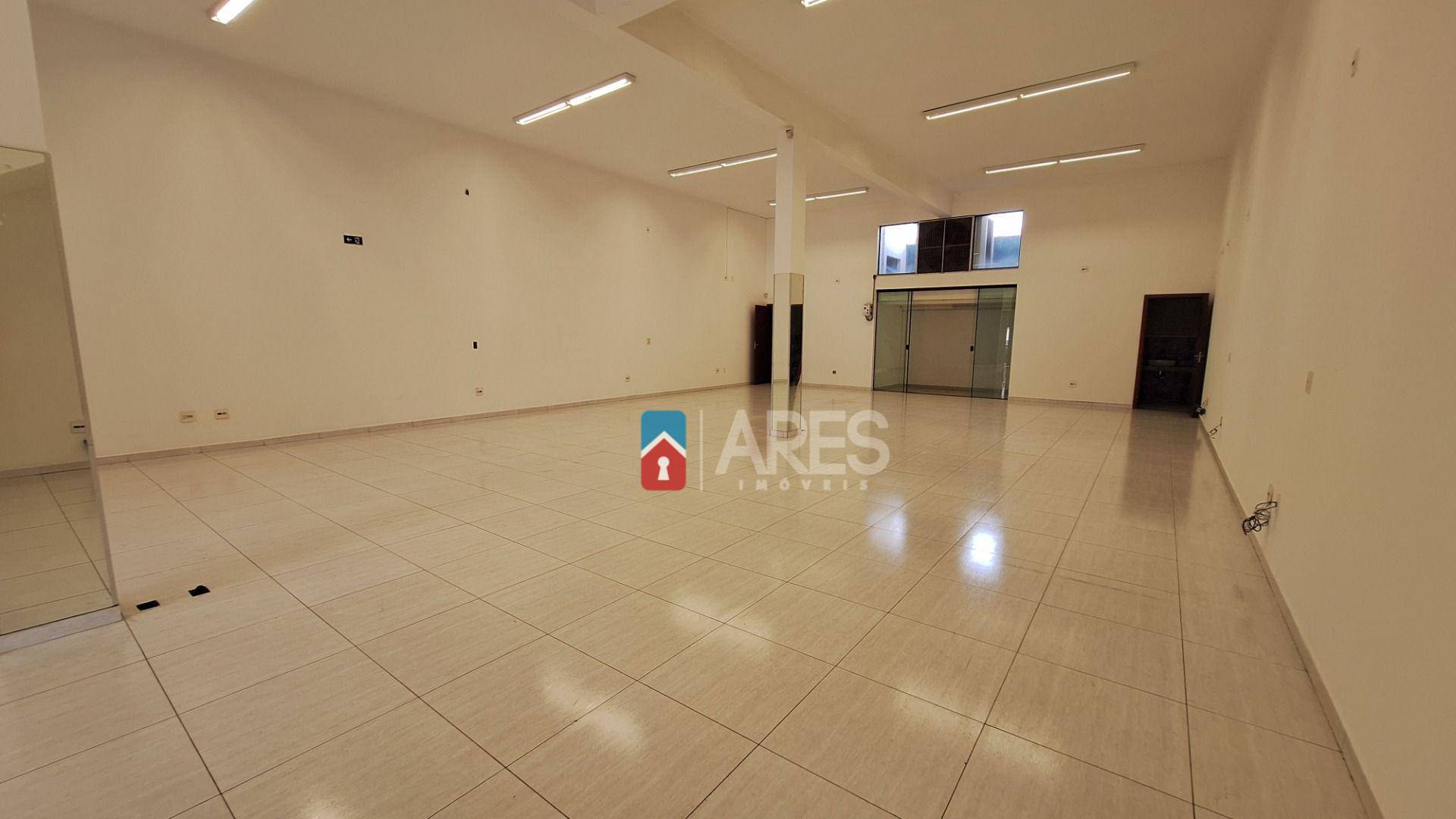 Loja-Salão para alugar, 240m² - Foto 4