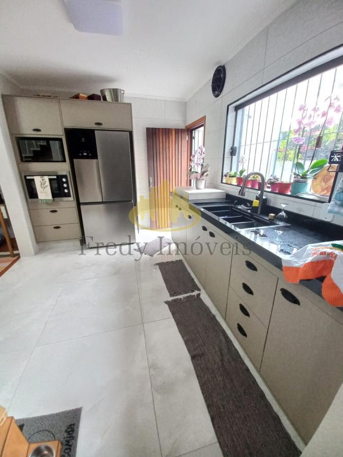 Casa à venda com 3 quartos, 145m² - Foto 15