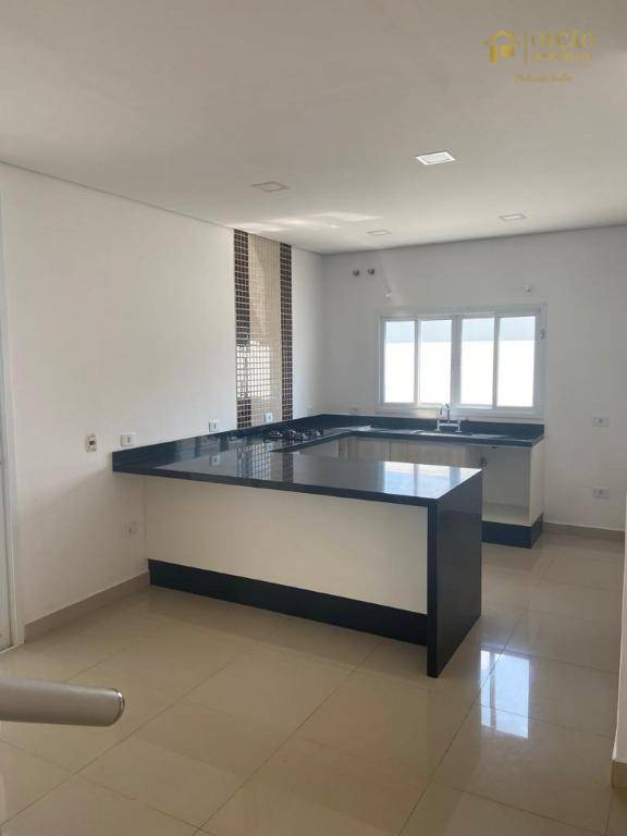 Casa de Condomínio à venda com 3 quartos, 220m² - Foto 9