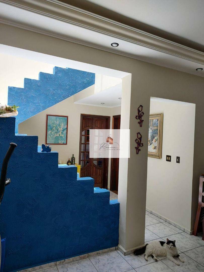 Sobrado à venda com 3 quartos, 234m² - Foto 27