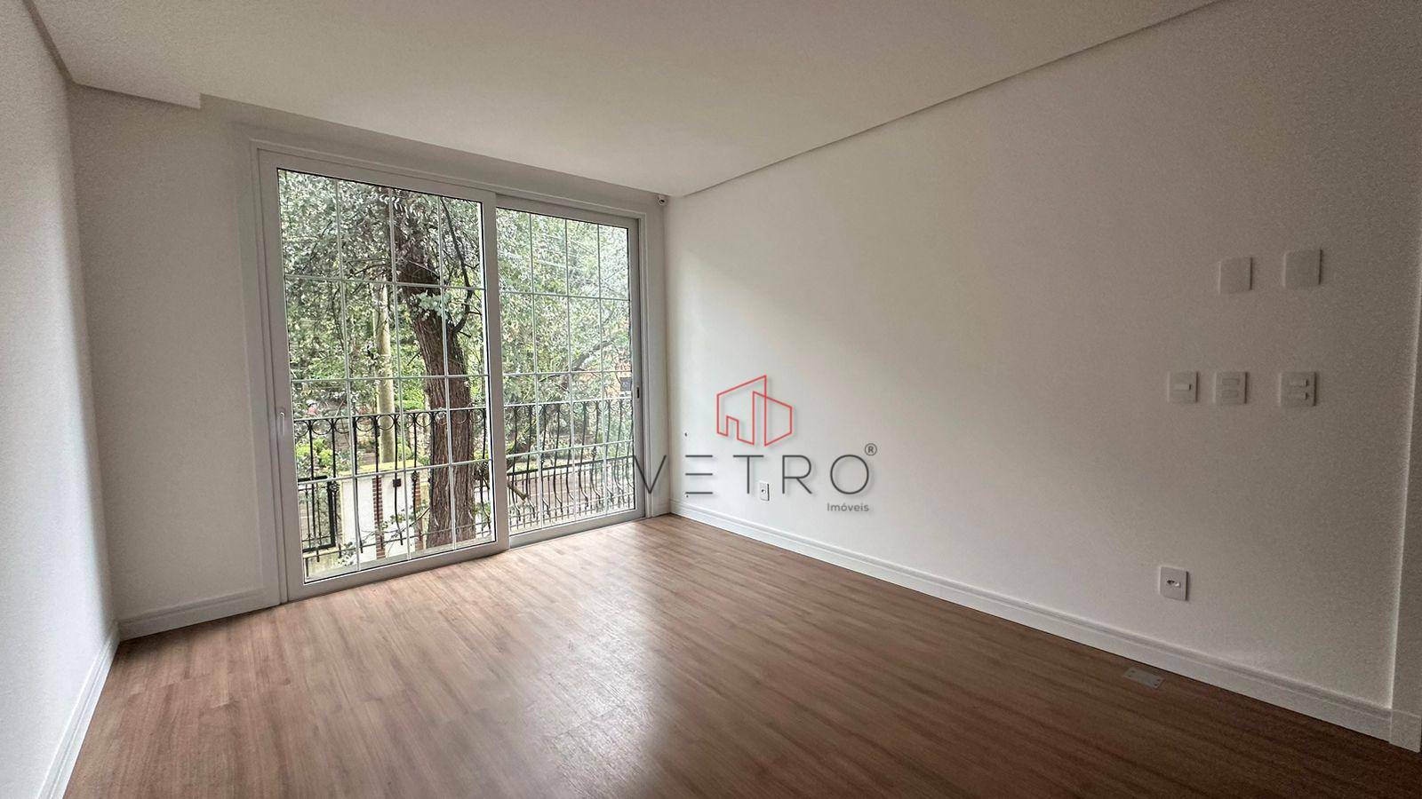 Apartamento à venda com 3 quartos, 157m² - Foto 1