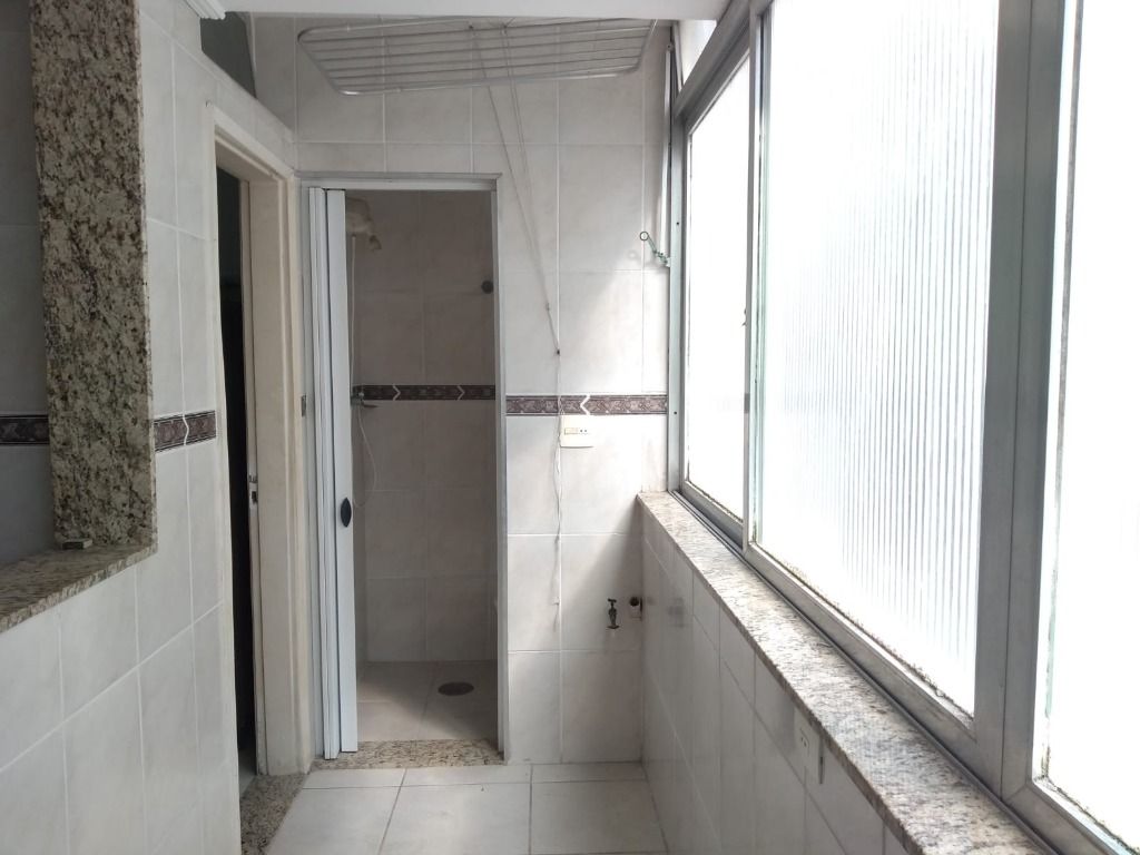 Apartamento à venda com 2 quartos, 95m² - Foto 12