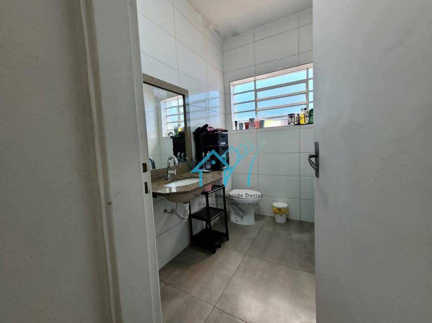 Casa à venda e aluguel com 8 quartos, 415M2 - Foto 11