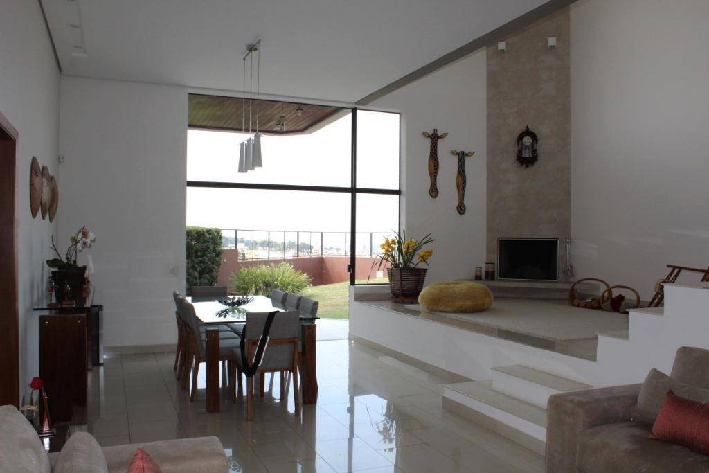 Sobrado à venda com 3 quartos, 372m² - Foto 11