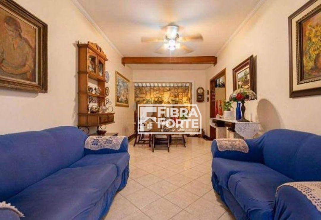 Casa à venda com 4 quartos, 249m² - Foto 4